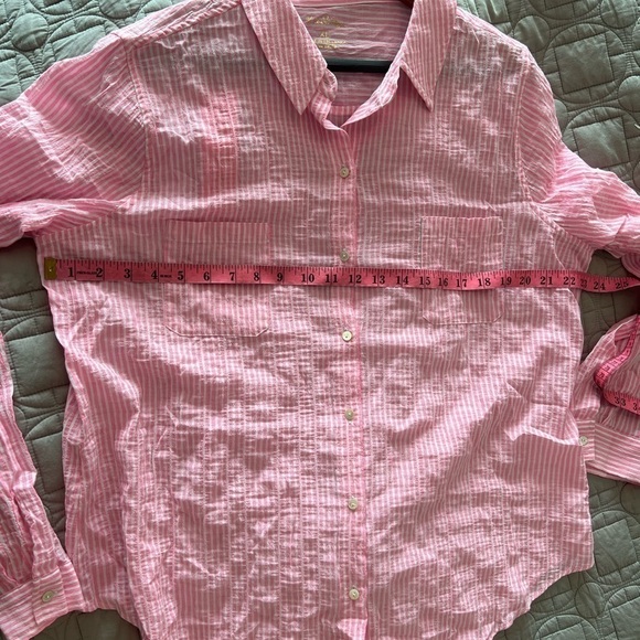 LILLY PULITZER SEA VIEW BUTTON DOWN TOP NWT - Picture 11 of 16
